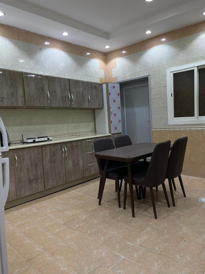 سويت روز العلا للشقق المفروشة Sweet Rose Al Ula Organizing Tours Exteriör bild